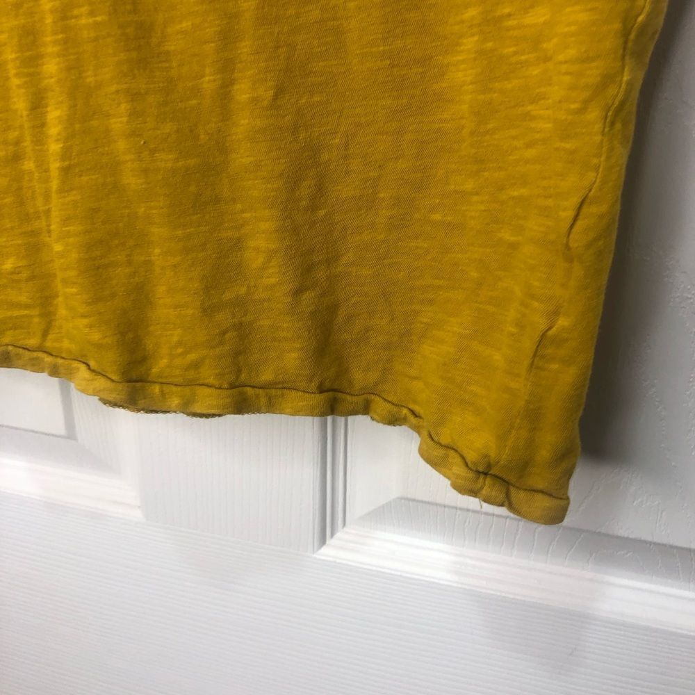 Madewell yellow short sleeve one pocket tee shirt, size small - Picture 5 of 6